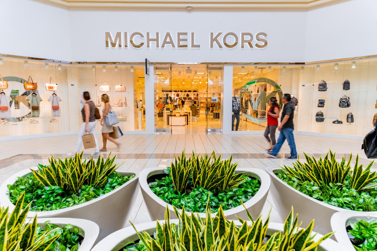 Michael kors shop niagara falls outlet